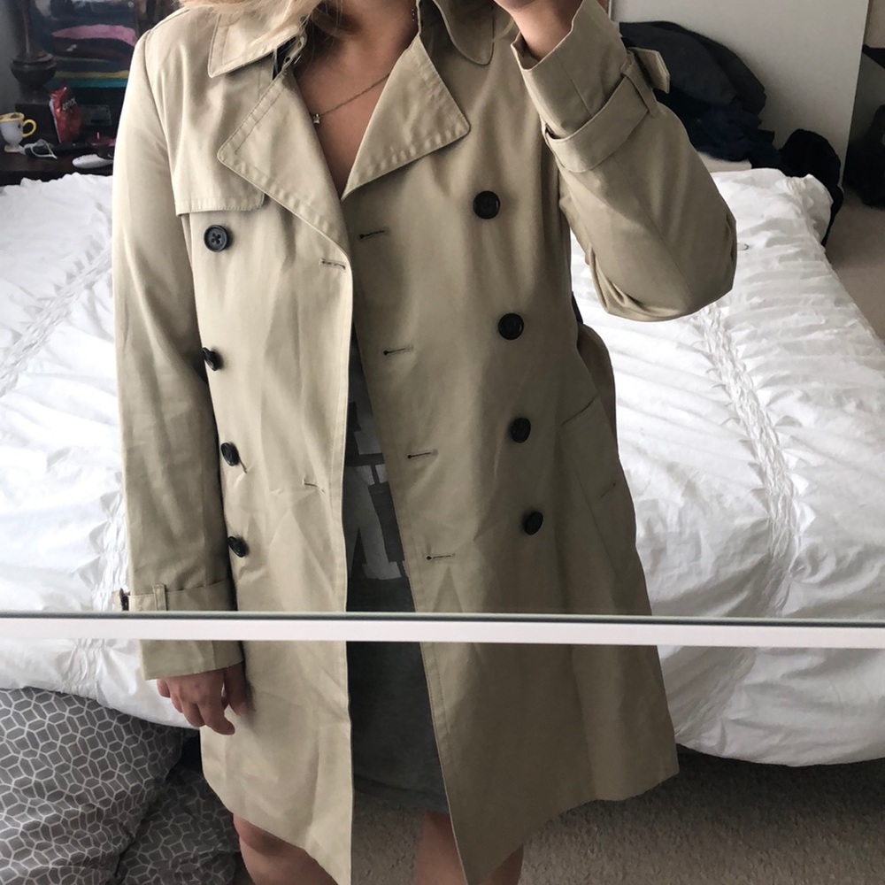 Banana republic sz S small trenchcoat. Excellent!